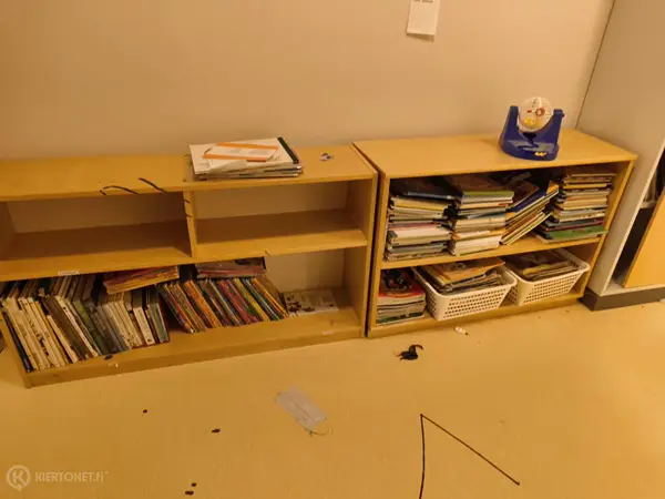 Erä kirjoja (nro 278) tila 1. Aula 5