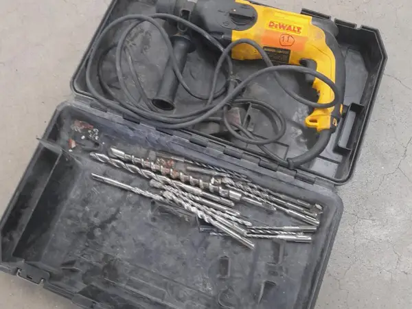 DeWalt poravasara
