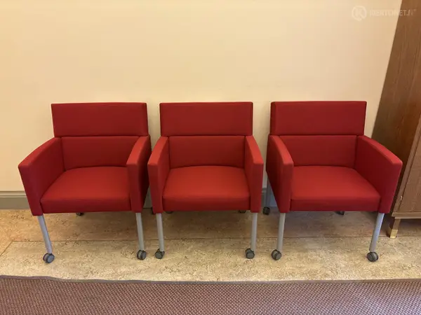 Nojatuolit pyörillä 3 kpl (nro 522) tila 4. krs 3