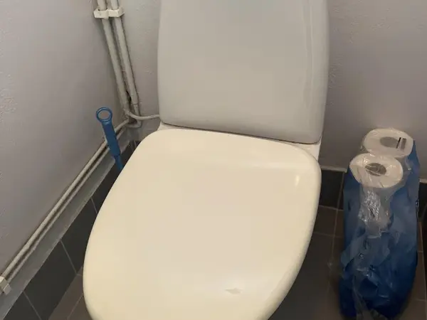 WC-pönttö (nro 112) tila 0 krs. 6
