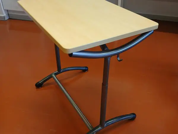 Pulpetit 25 kpl (korkeussäädettävä, ei laatikkoa) (nro 4.)