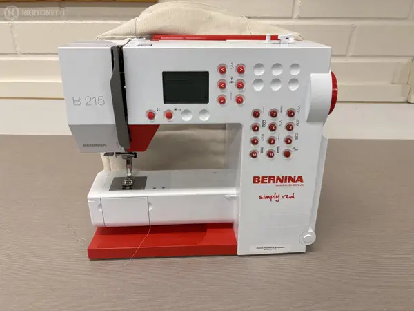 BERNINA B215 ompelukone (nro 306) tila K3 Tekstiililuokka