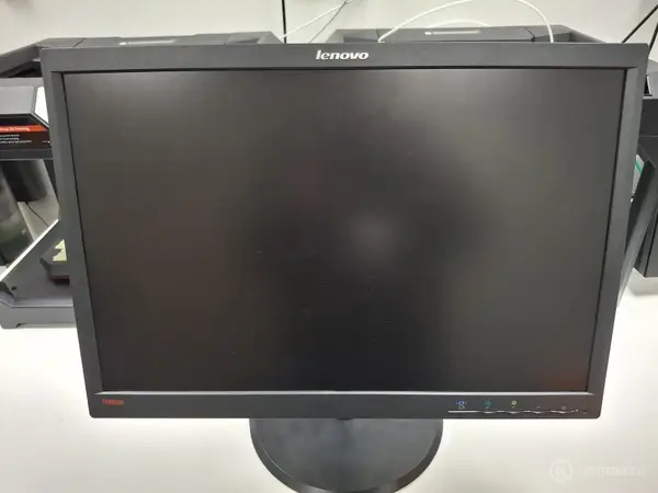 Lenovo ThinkVision LT2252p(nro9)