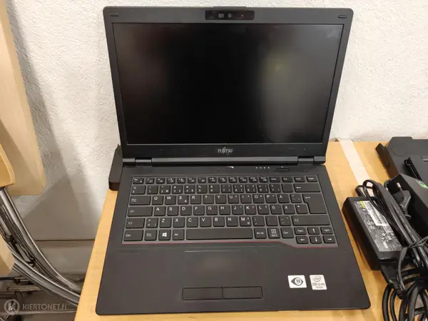 Fujitsu Lifebook E5410 kannettava tietokone (nro 2.)