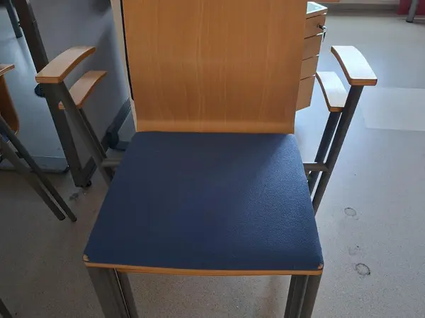 Neuvotteluhuoneen tuolit