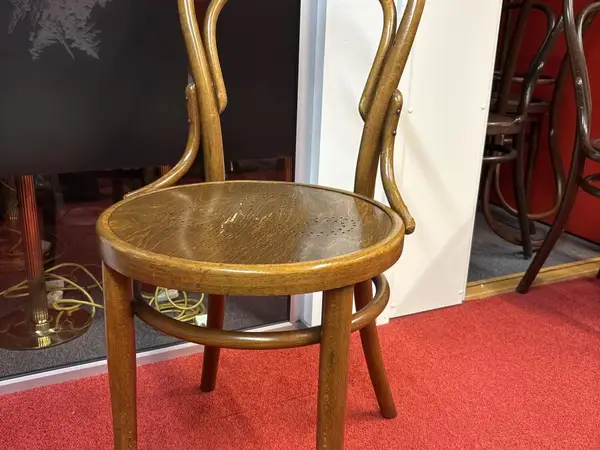 Thonet wieniläistuoli (nro 163) erä 4
