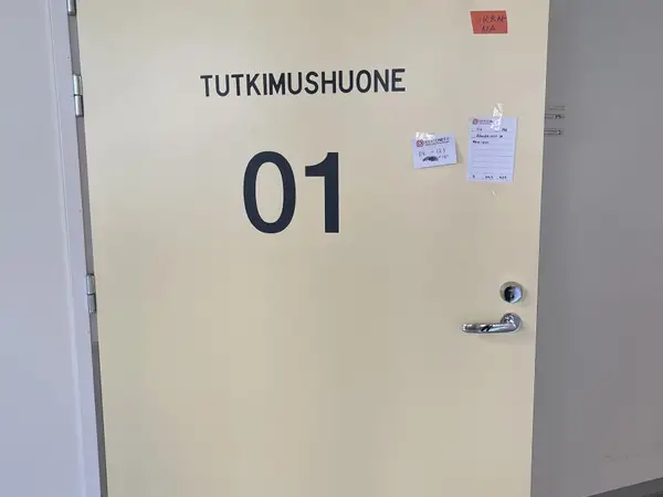 Äänieristys ja palo-ovi (nro 116) tila E2 Kuulokeskus 130