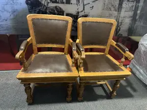 Puiset nojatuolit 2kpl (nro 411) tila H Erä 5