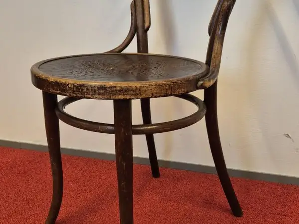 Thonet wieniläistuoli 1 kpl (nro 150.) erä 4
