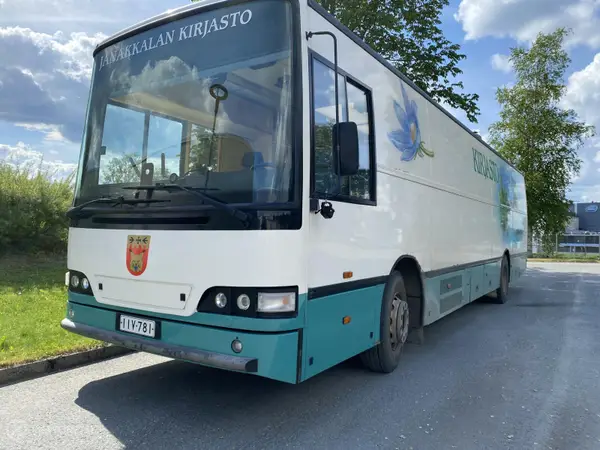 Volvo B10M kirjastoauto
