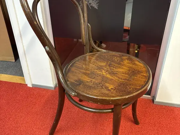 Thonet wieniläistuoli (nro 152) erä 4