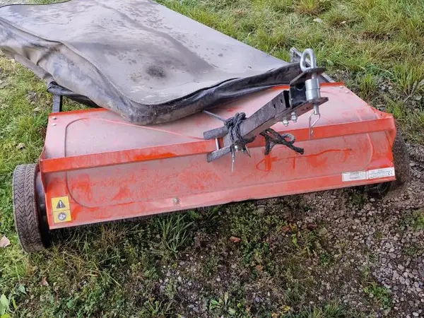 Husqvarna lehtikeräin