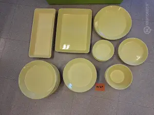 Iittala Teema keltainen astiasetti