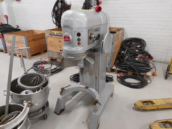 Hobart 600 yleiskone