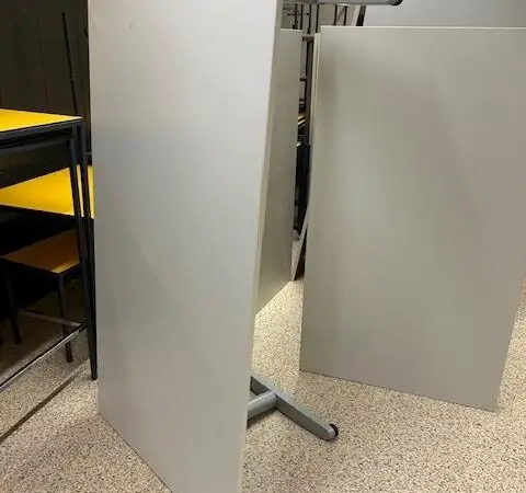 Ikea, työpöytä valkoinen
