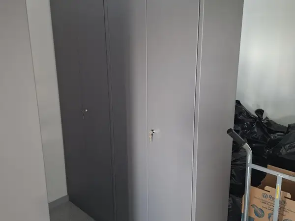 Ponsec metallikaappi