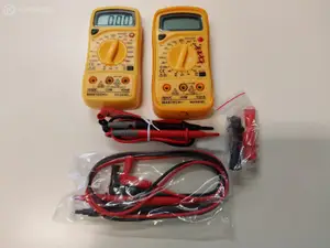 Yleismittari Mastech MAS830L 2 kpl (erä4)