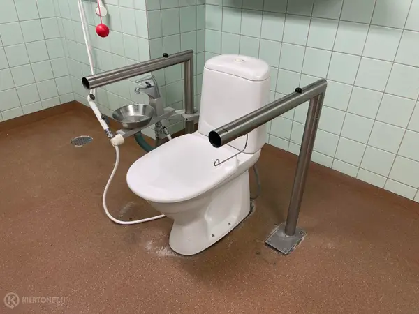 INVA WC-KALUSTEET (nro 487) tila D6 079