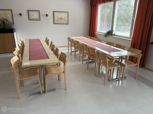 Pöytäryhmät (nro 34) tila 1 krs. 312