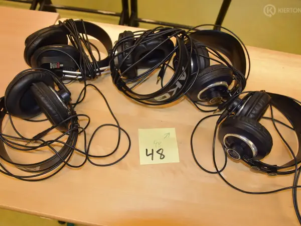 Studiokuulokkeet