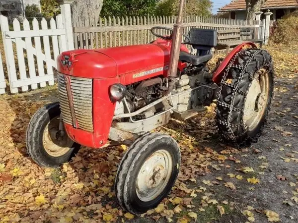 Massey Ferguson 825 SNFY, vm.1956 + lisävarusteet