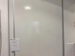 Valkotaulu (nro 11) tila D1 Leiko 007K