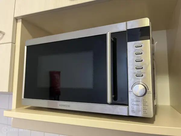 KENWOOD MIKRO (nro 81) tila E2 Dialyysi 042