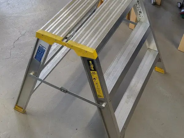 Työpukki Wibe wab F3500-3 (nro 1)