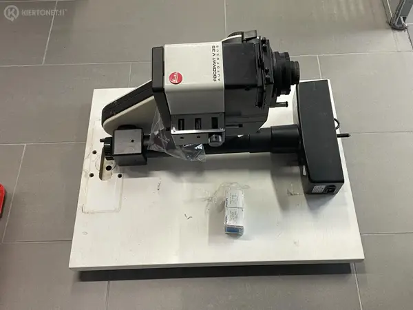 Suurennuskone Leitz (Leica) Fovomat