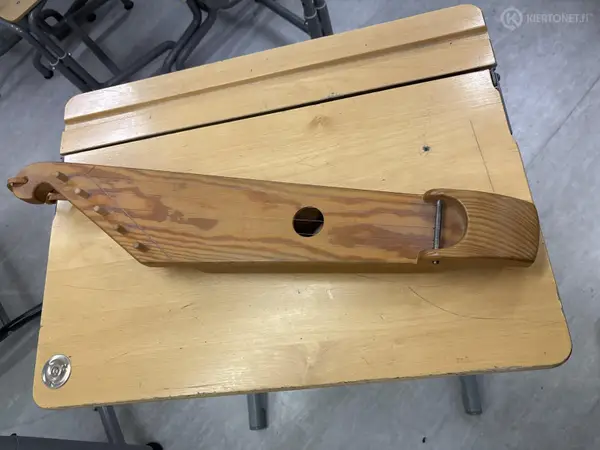 Kantele 5-kielinen (nro 340) tila K1 K