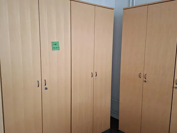 Isku kaappi