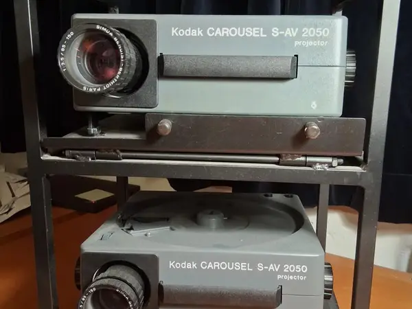 Kodak Carousel S-AV2050 projektor