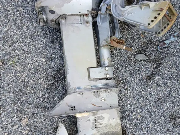 Evinrude 9.9 varaosiksi