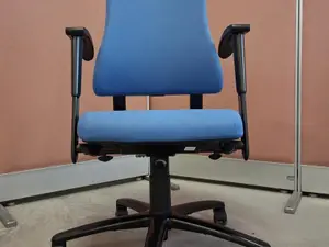 Toimistotuoli