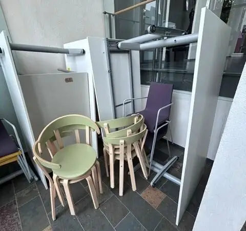Puinen tuoli