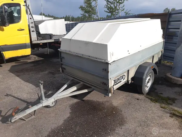 Juhta 750 Peräkärry ,Varaosiksi/kunnostettavaksi!