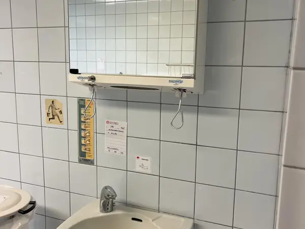 Automaattihana + allas (nro 259) tila E1 Fysiatria 065