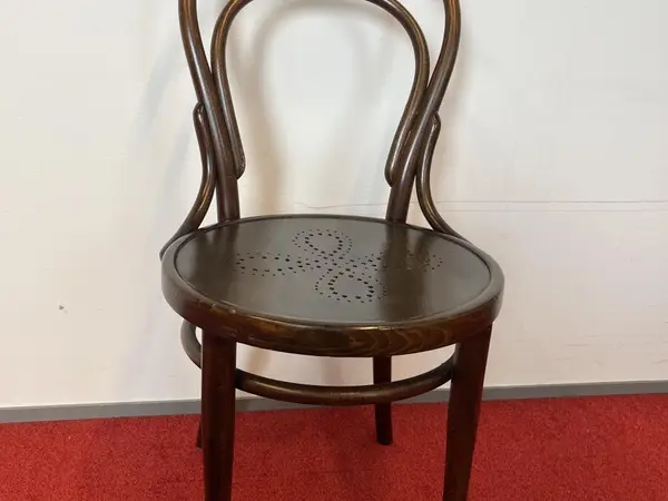 Thonet wieniläistuoli 1 kpl (nro 379.) erä 5