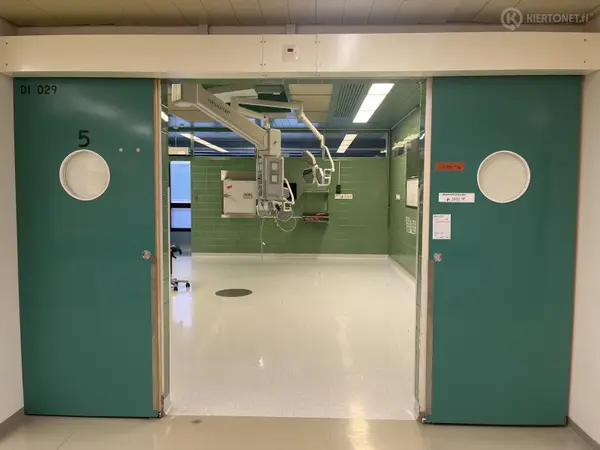 Sähköinen liukuovi (nro 57) tila D1 Leikkaussalit 029