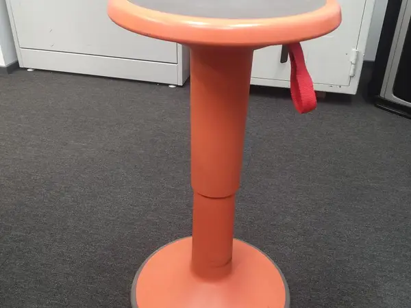 Tasapainotuoli Interstuhl (nro 10)