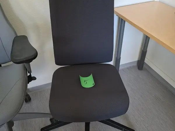 Martela James työtuoli harmaa nro5