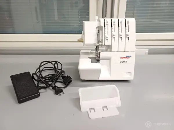 Saumuri Bernina 800 DL #28