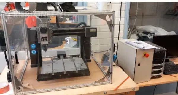 CNC-työstökone, pieni