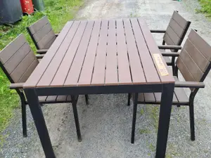 Ikea FALSTER ruskea terassipöytä ja penkit ulkokalustesetti. nro U 39