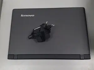 Käytetty kannettava Lenovo 80QR (nro4)