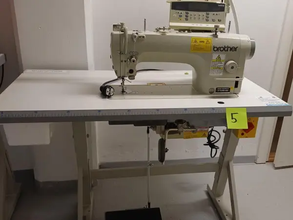 Brother S-7220B-403 ompelukone