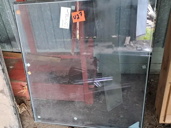 Lämpölasielementti (eristyslasi) 1kpl. nro U 27