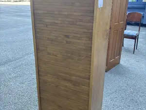 Asiakirjakaappi (nro 25) tila 0 4