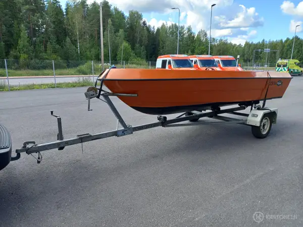 Merisärki (T12306) + kuljetustraileri (PFF-855)