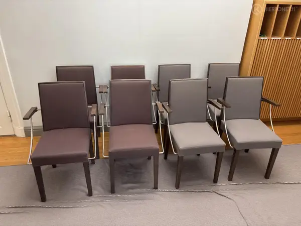 Käsinojalliset tuolit 8+4 kpl (nro 501) tila 3. krs 3